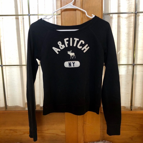 Abercrombie & Fitch Tops - Abercrombie Crew crop sweatshirt
